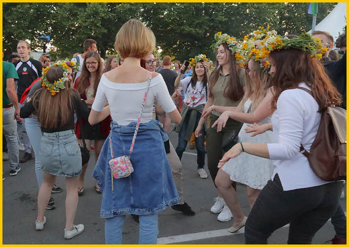 Having Fun<BR>at Summer Solstice Holiday